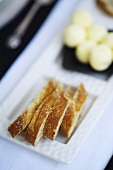Baguettescheiben und Butter