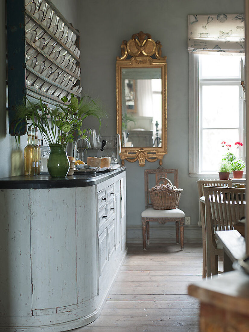 Kitchen in Gustavian Atmosphere License Features 12811001 House of