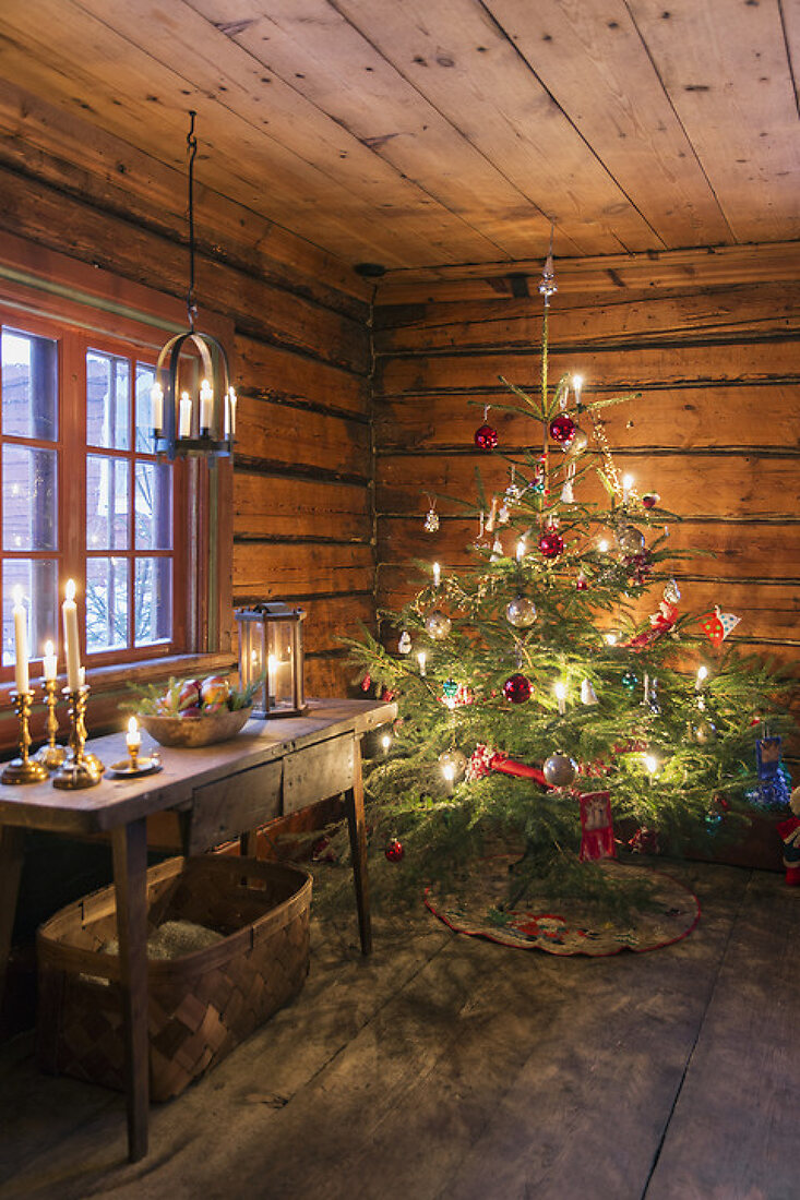 Cottage Christmas
