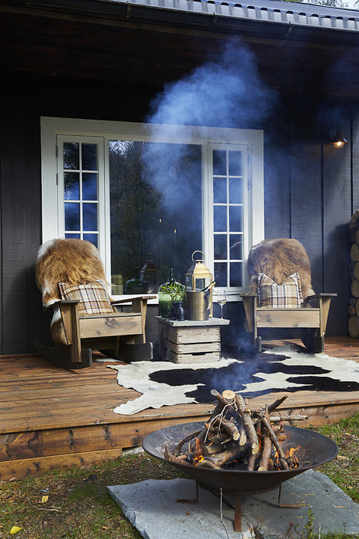 Stylish Autumn Cabin at 48 m2