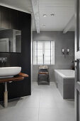 Cool Bath in Amber & Grey