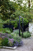 The Artful Summer Garden