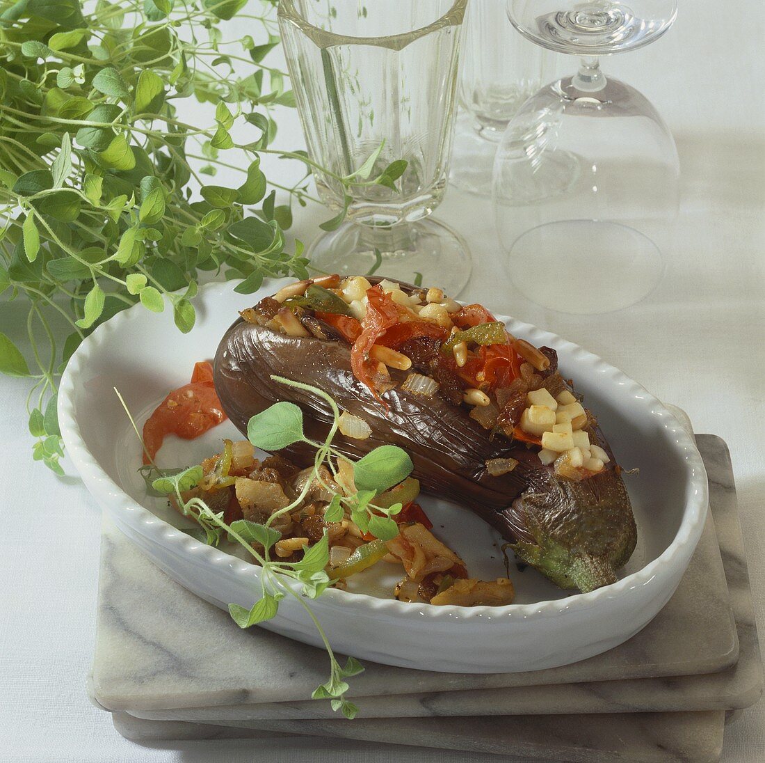 Aubergine with fruity pepper stuffing
