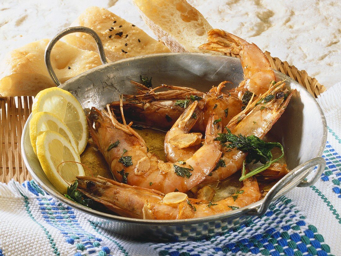 Gambas Al Ajillo (Garnelen mit Knoblauchöl, Spanien)