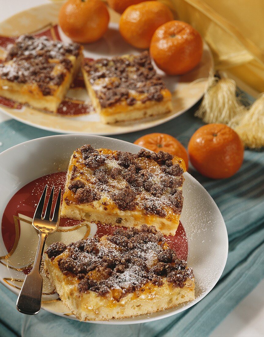 Mandarin crumble cake