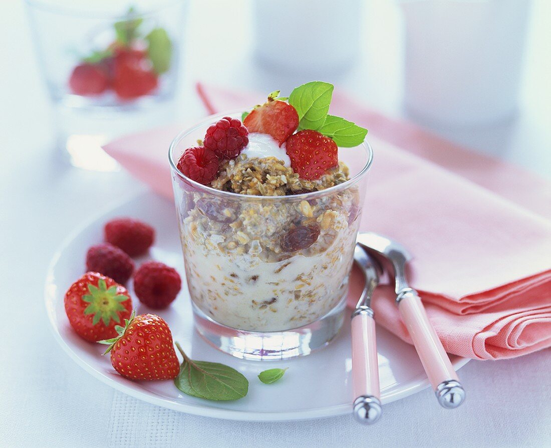 Kapha muesli with berries