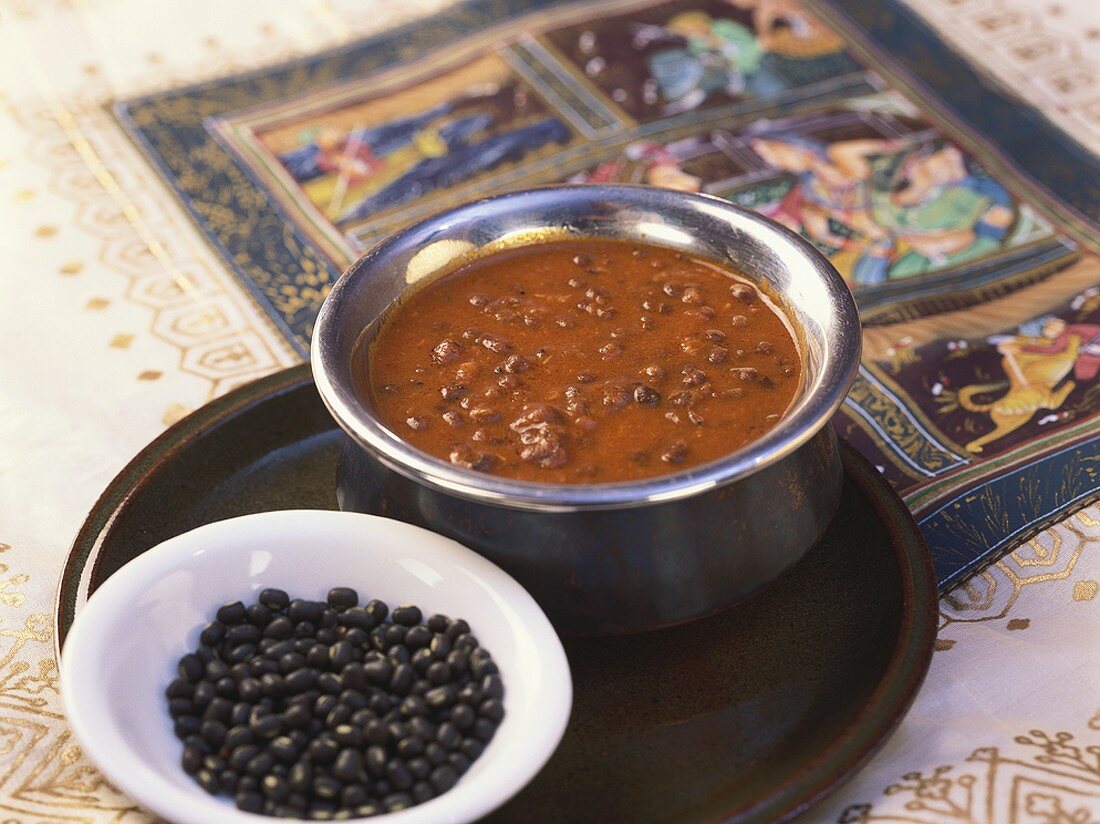 Telia Ma (Suppe mit schwarzen Linsen, Indien)