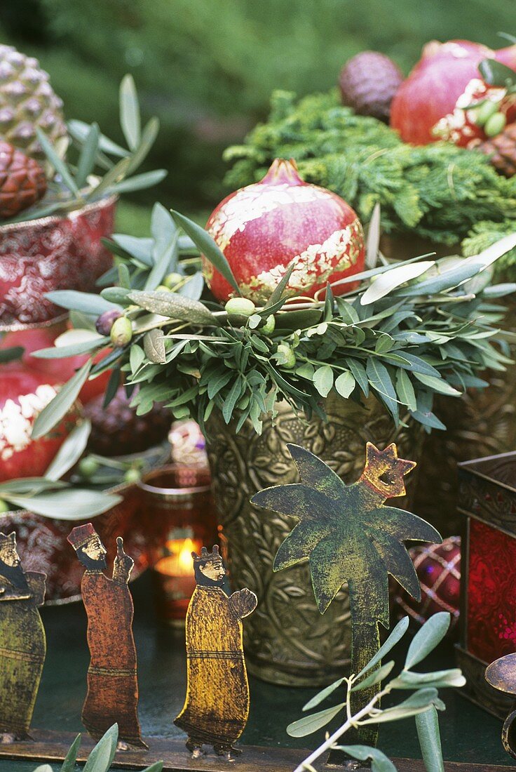 Decoration for Epiphany with olive branches & pomegranates