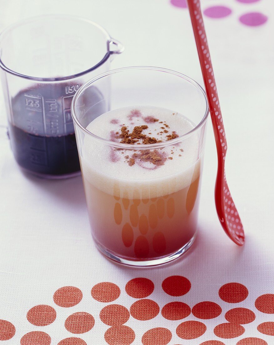 Whey with pear and cinnamon, elderberry juice