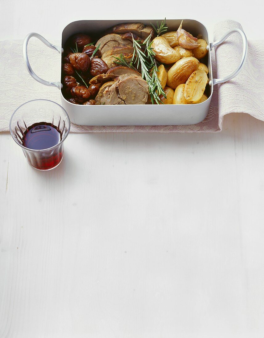 Arrosto di cinghiale (Roast wild boar with chestnuts)