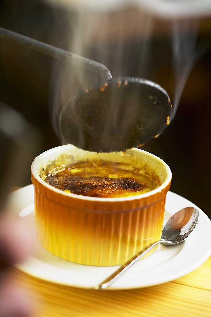 Crema catalana (Spanish dessert)