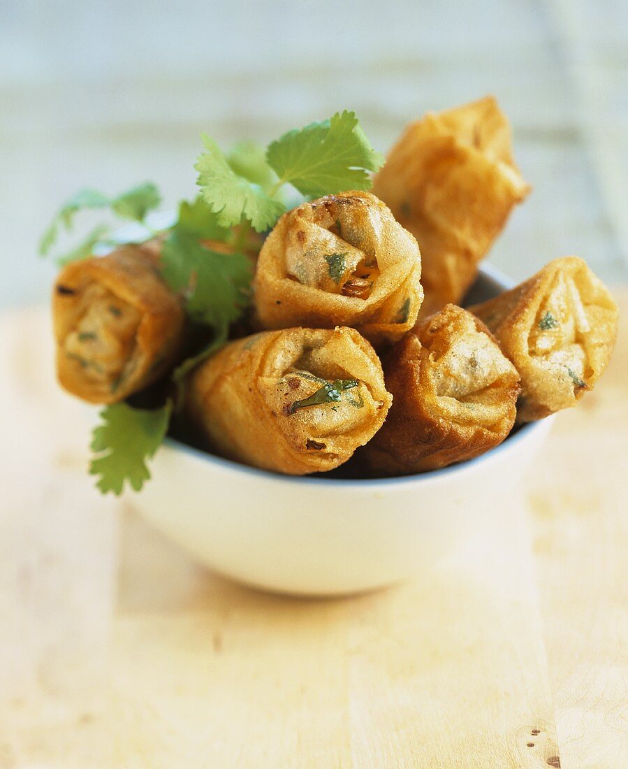 Spring rolls with vegetable filling and coriander