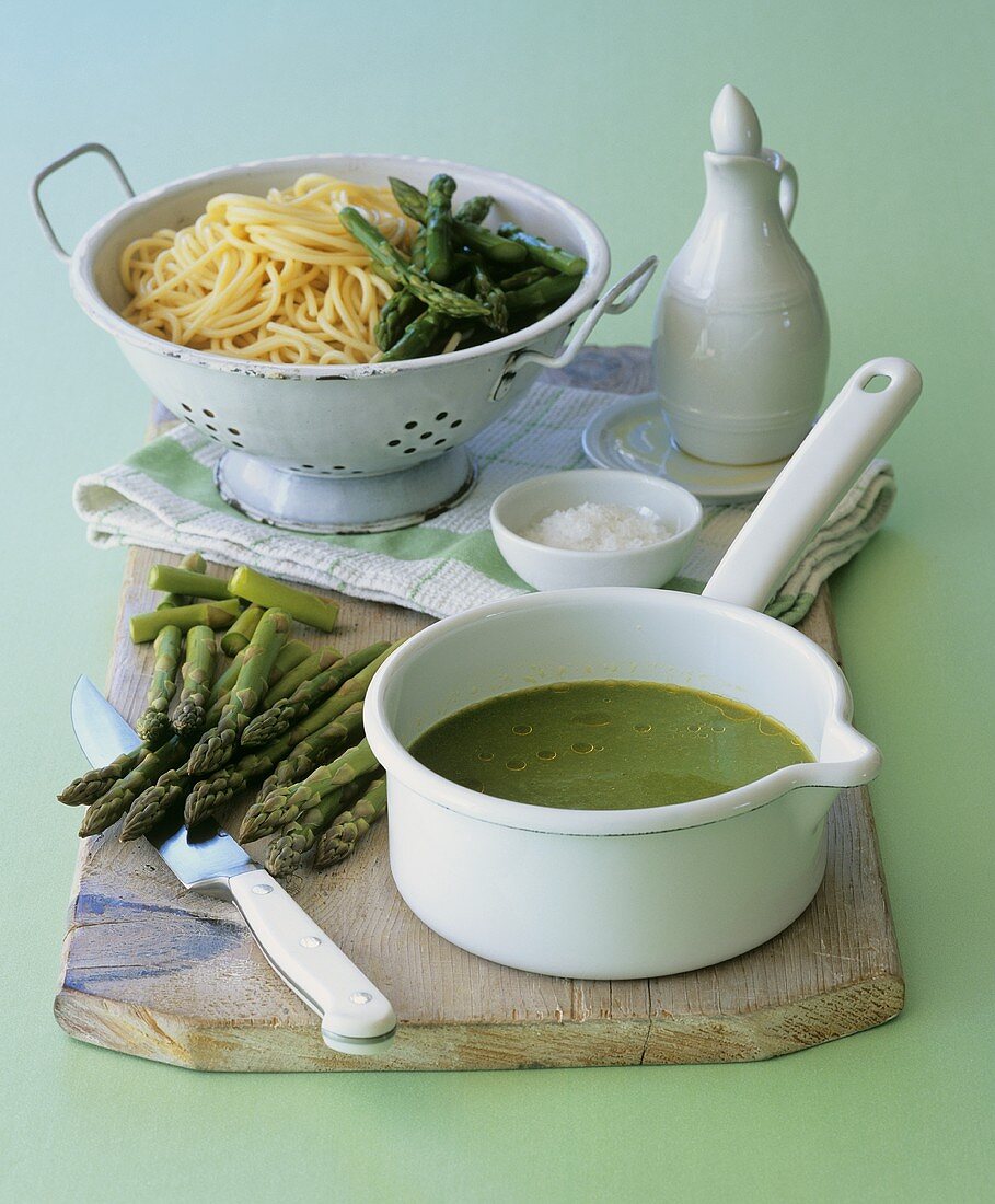 Ingredients for spaghetti with green asparagus & asparagus sauce