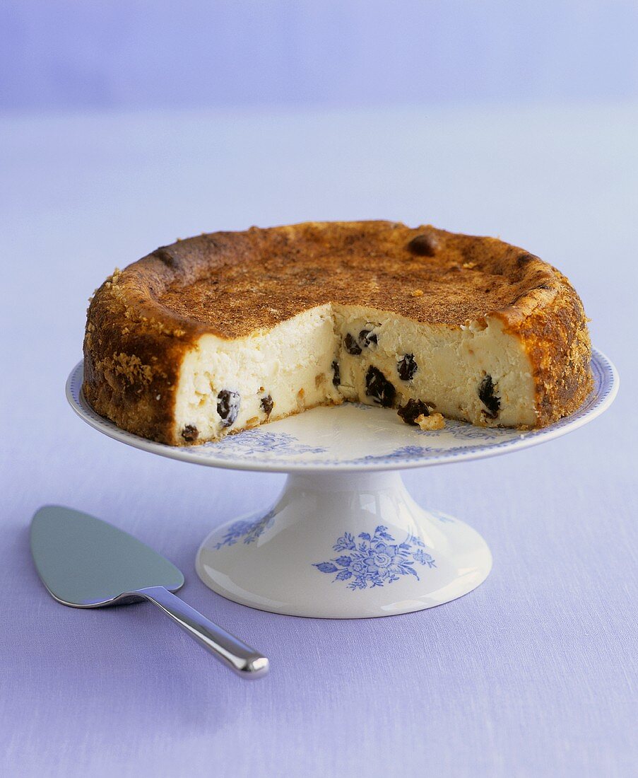 Raisin cheesecake