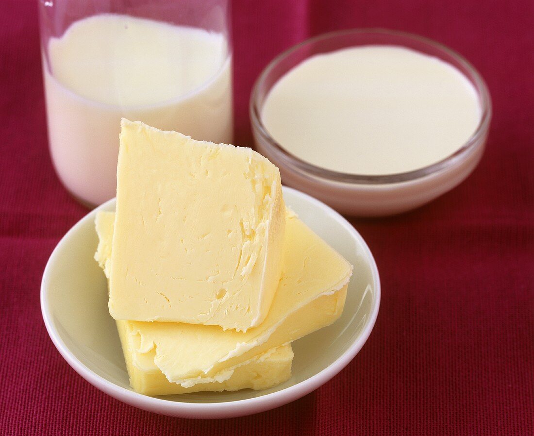 Still life with butter, crème fraîche and cream