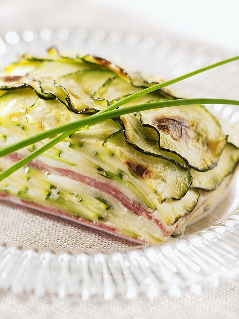 Zucchiniauflauf mit Schinken