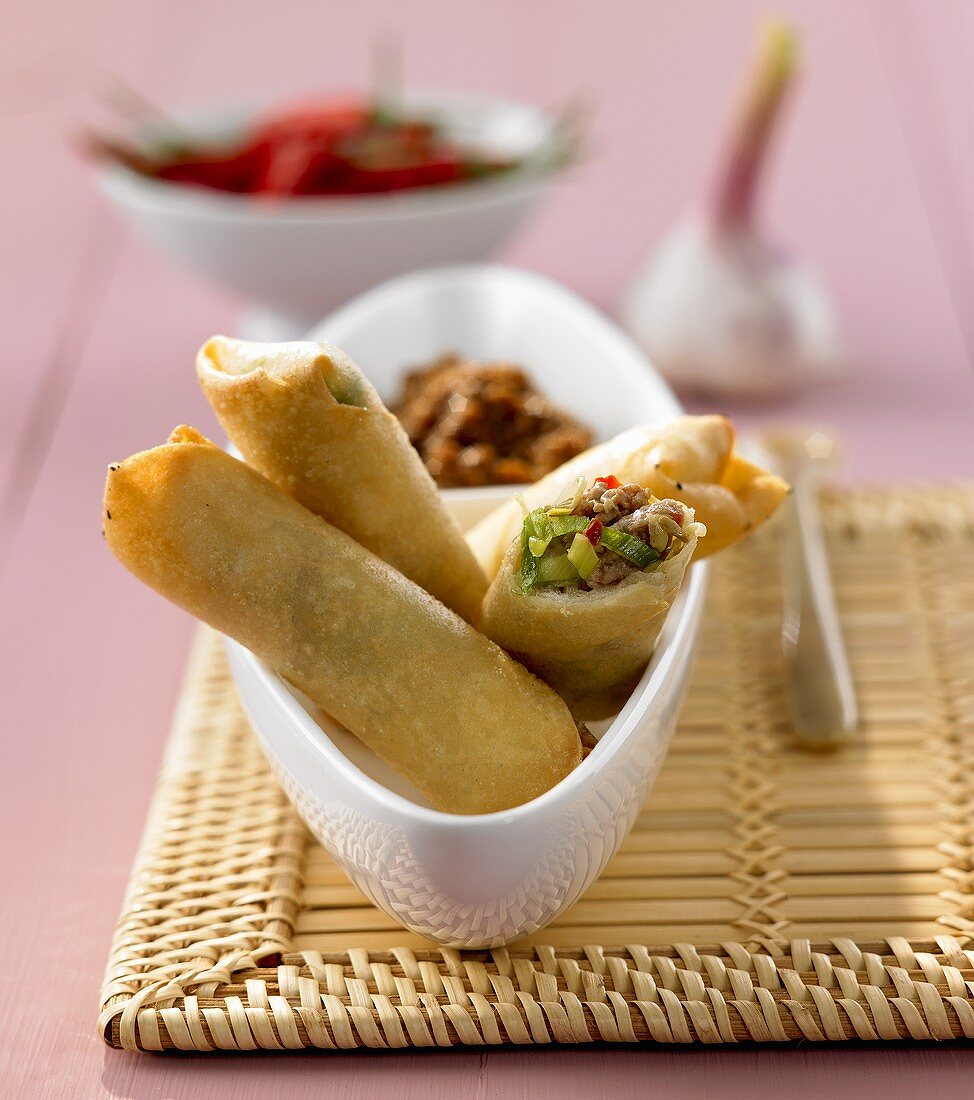 Crispy spring rolls with mince filling