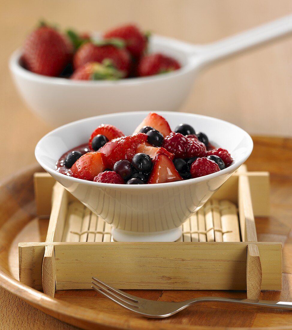 Berries with lemon grass sauce