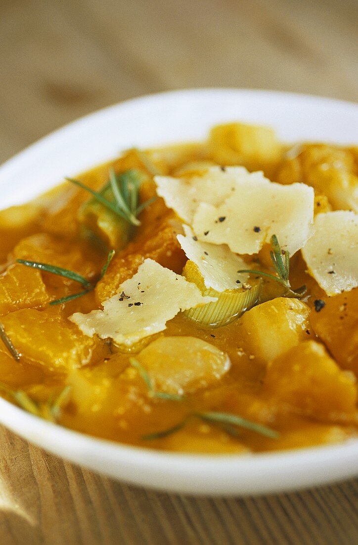 Potato and carrot stew with Parmesan