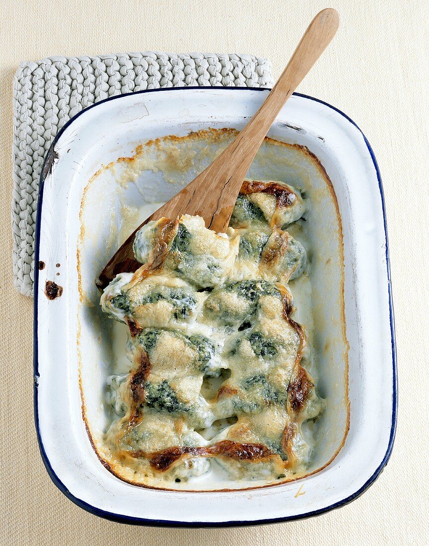 Ravioles de blettes (Swiss chard and cheese dumplings)