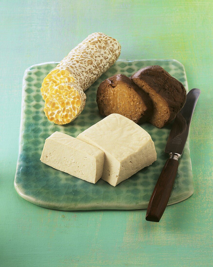 Tofu, seitan and tempeh