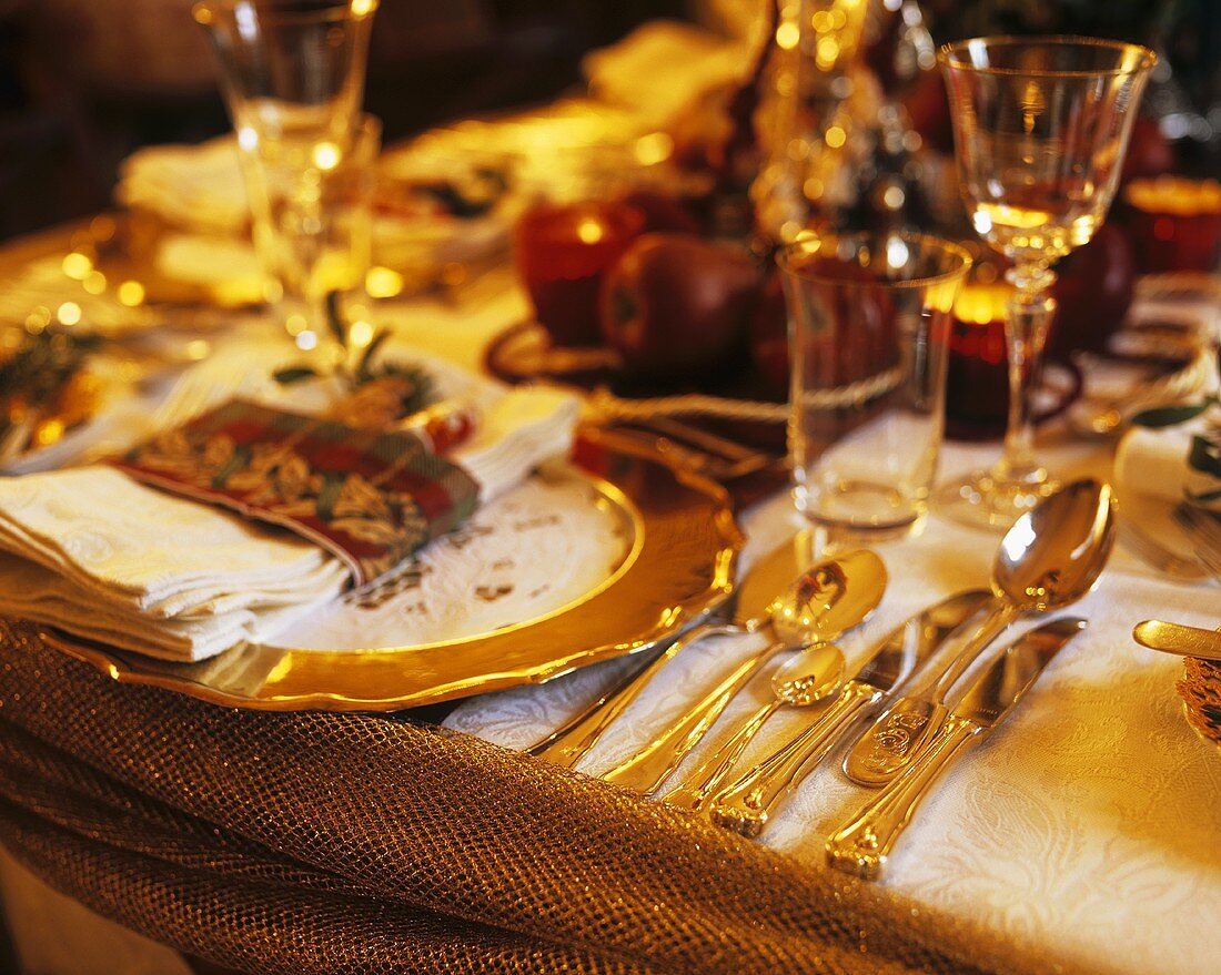 Elegant Christmas table