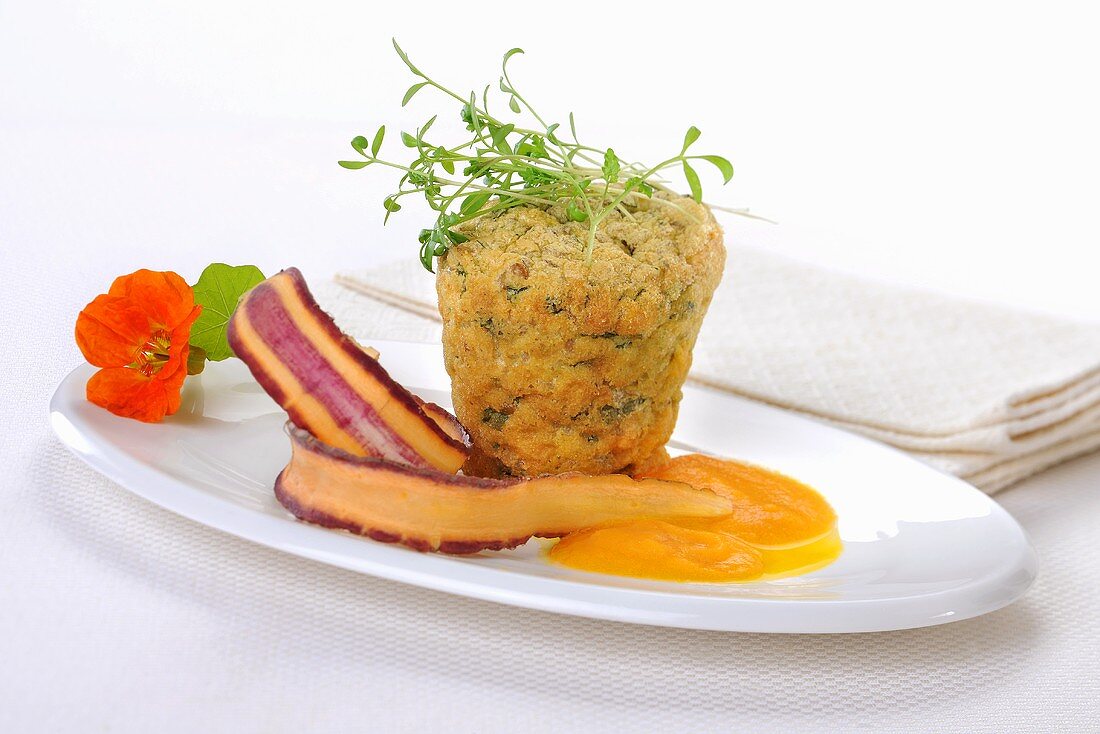 Cress and einkorn bake with a carrot sauce