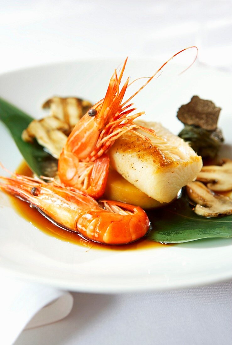 Prawns and fish with truffles and mushrooms