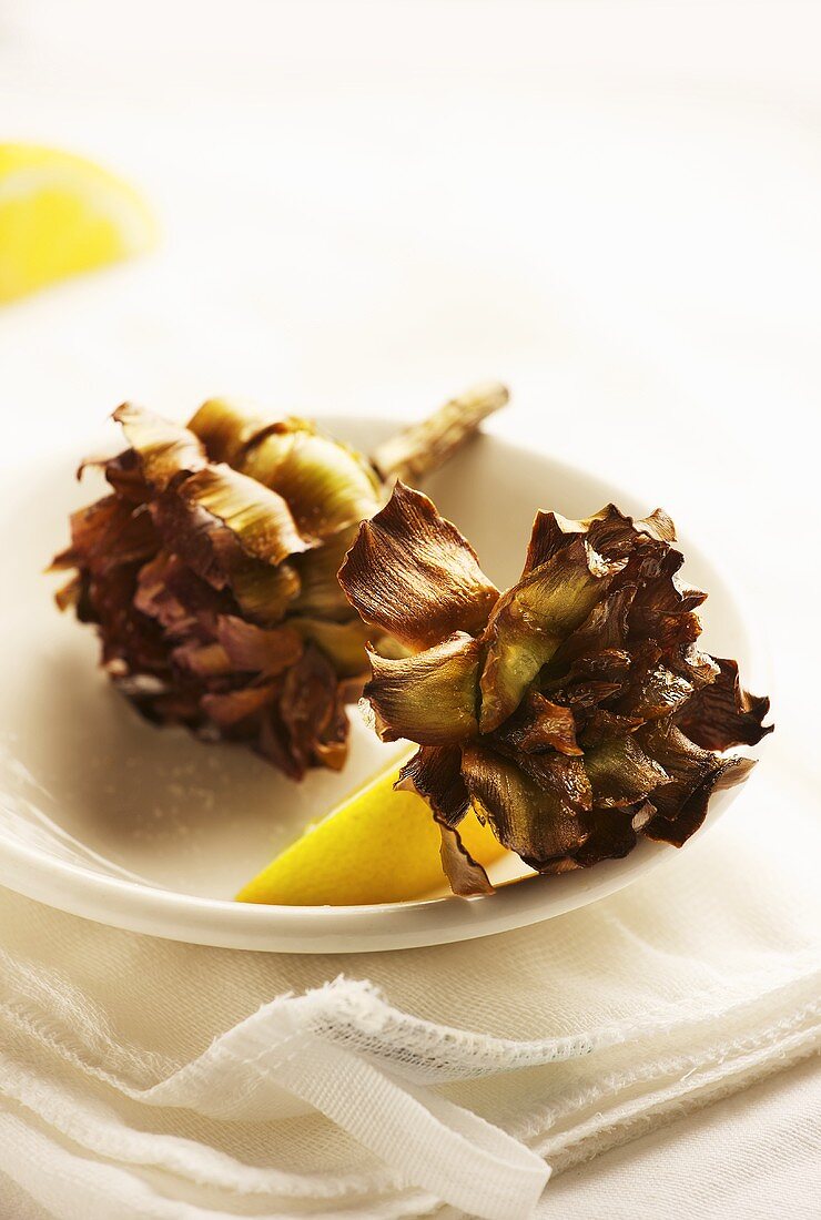 Deep-fried mini artichokes