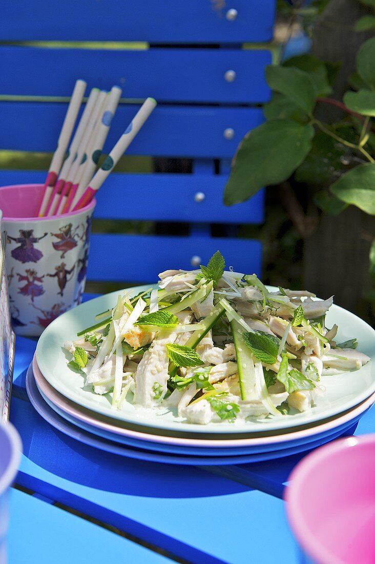 Kokos-Hähnchen-Salat mit Minze zum Lunch