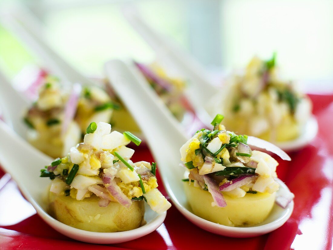 Potatoes with egg salad