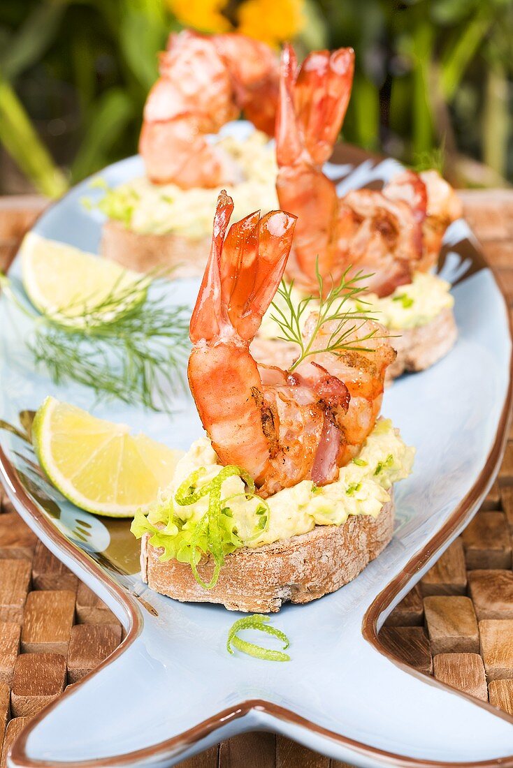 Canapes with prawns and avocado