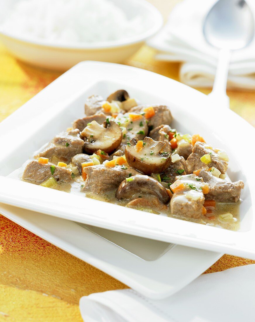 Veal ragout with button mushrooms