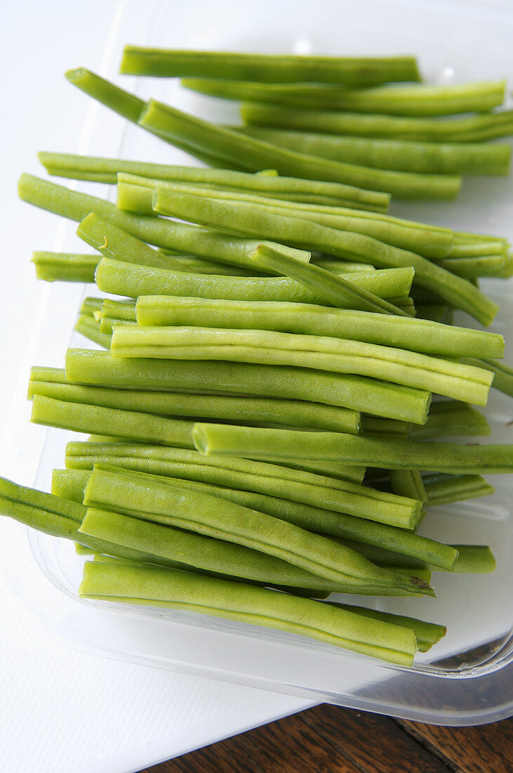 Trimmed green beans