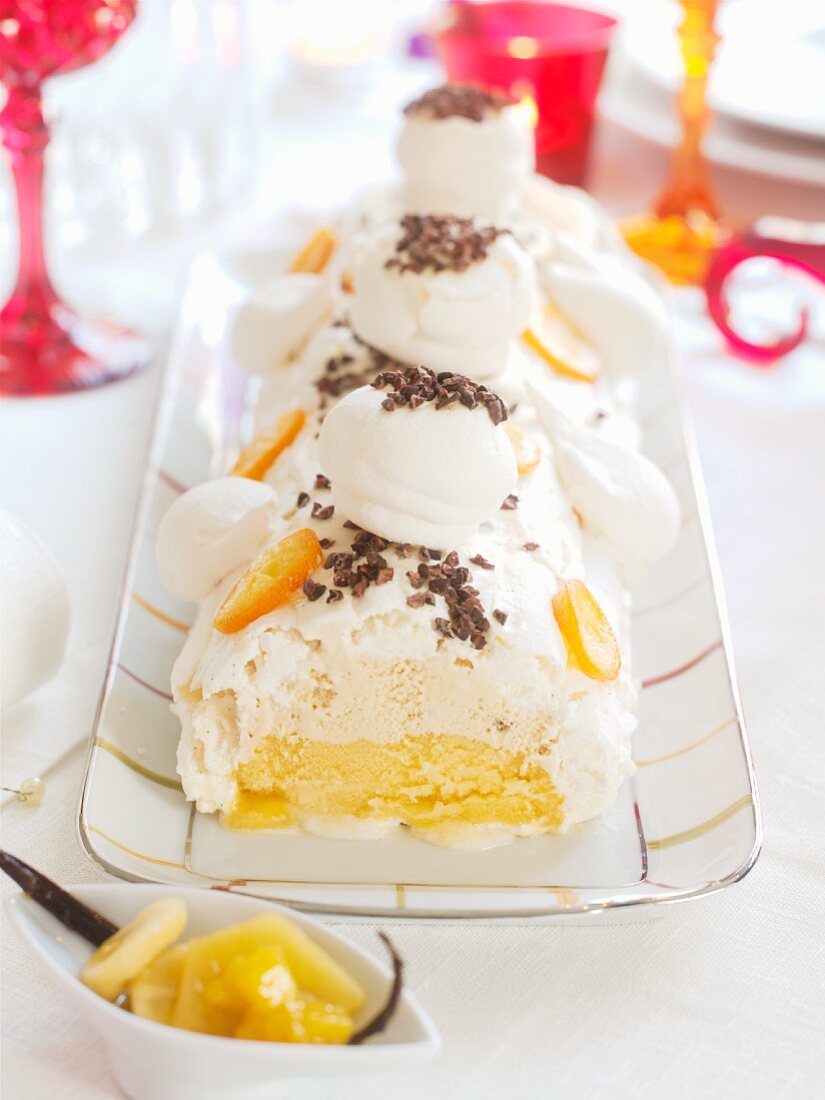 Pineapple and vanilla ice cream cake