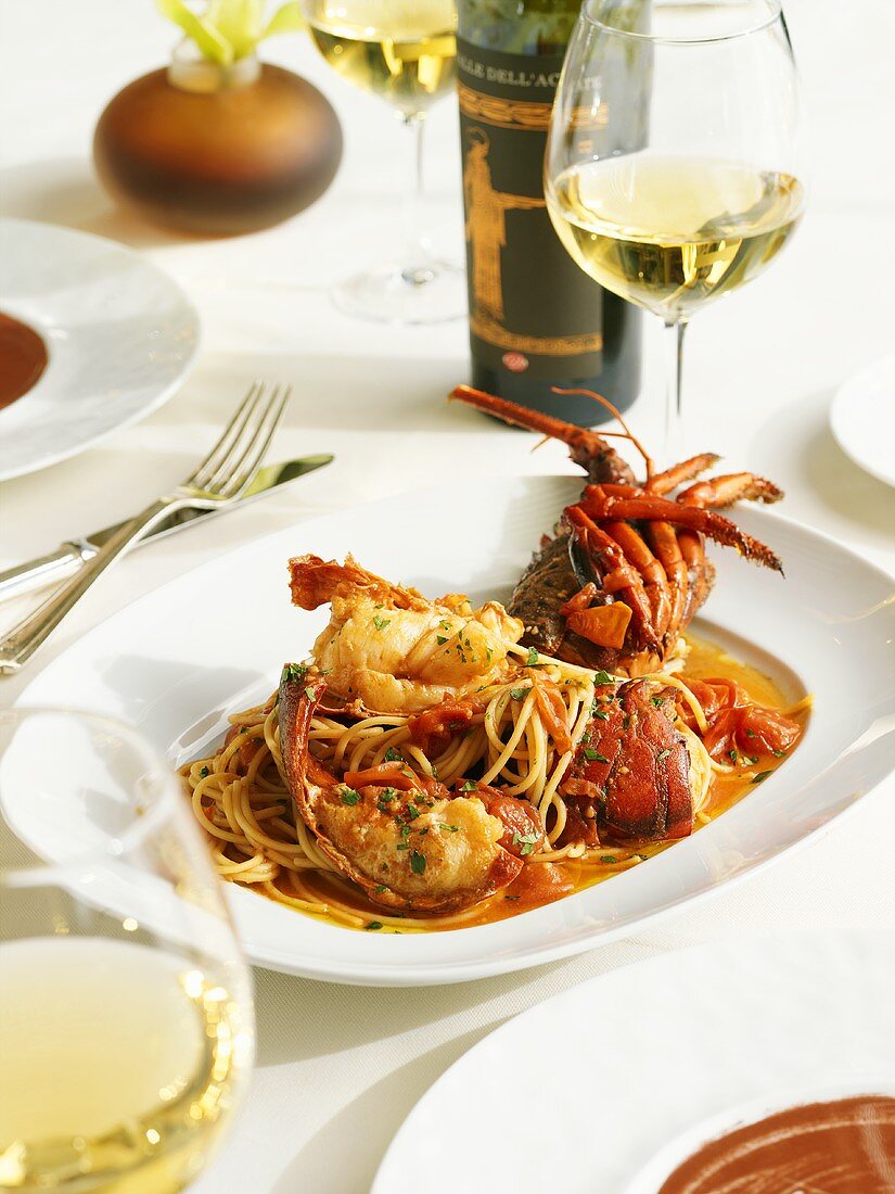 Spiny lobster with tomatoes and spaghetti