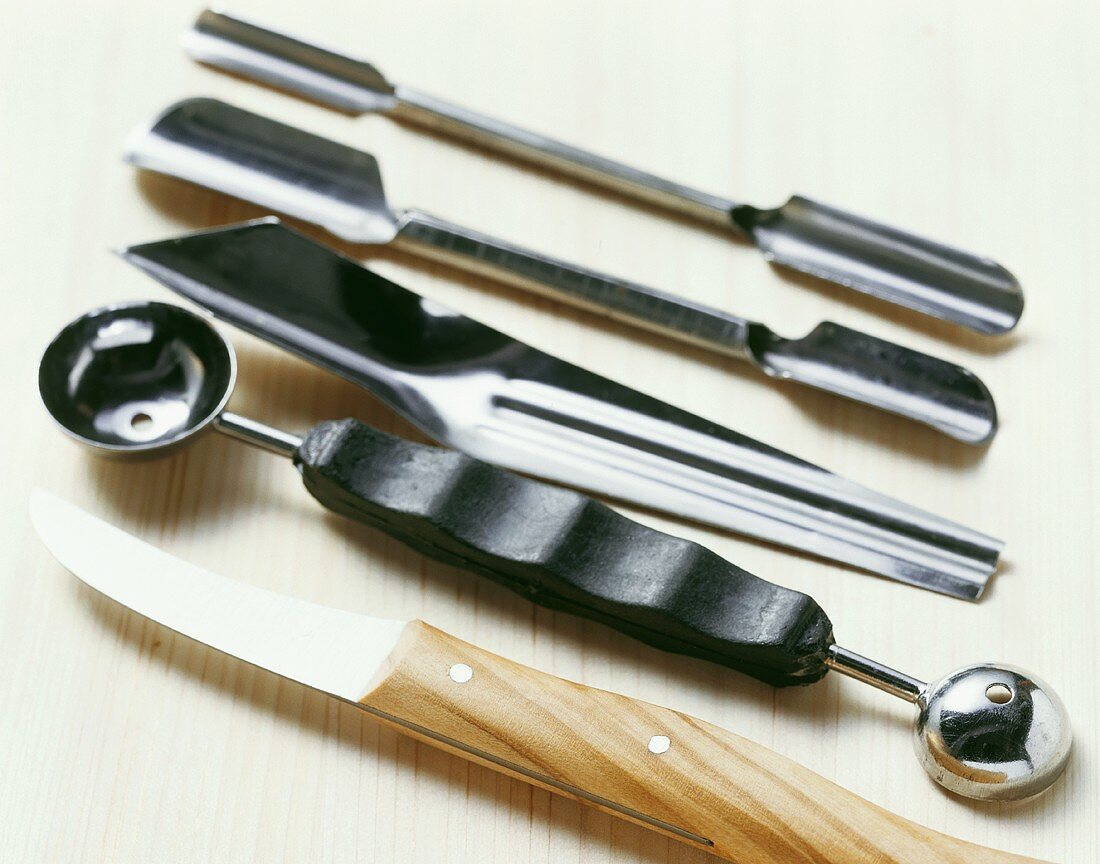 Assorted carving tools