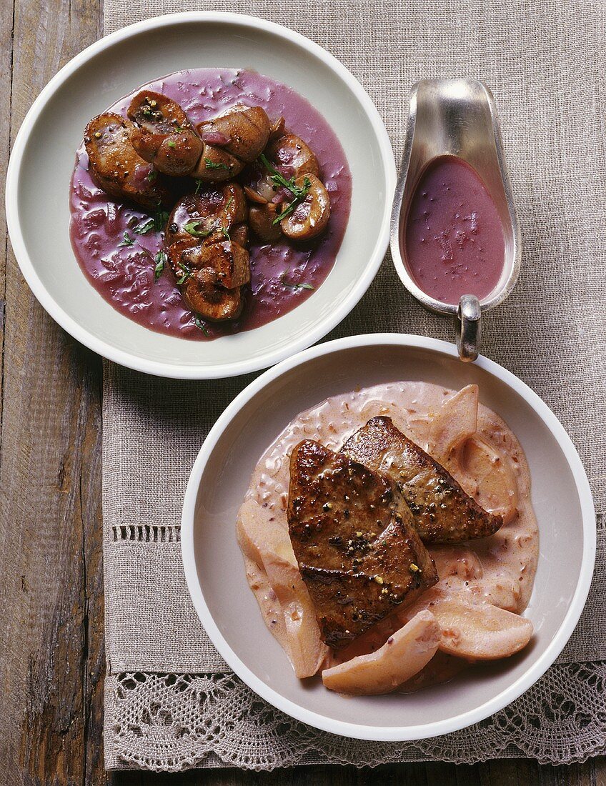 Saure Kalbsnieren und Leber mit Apfel-Zwiebelsauce