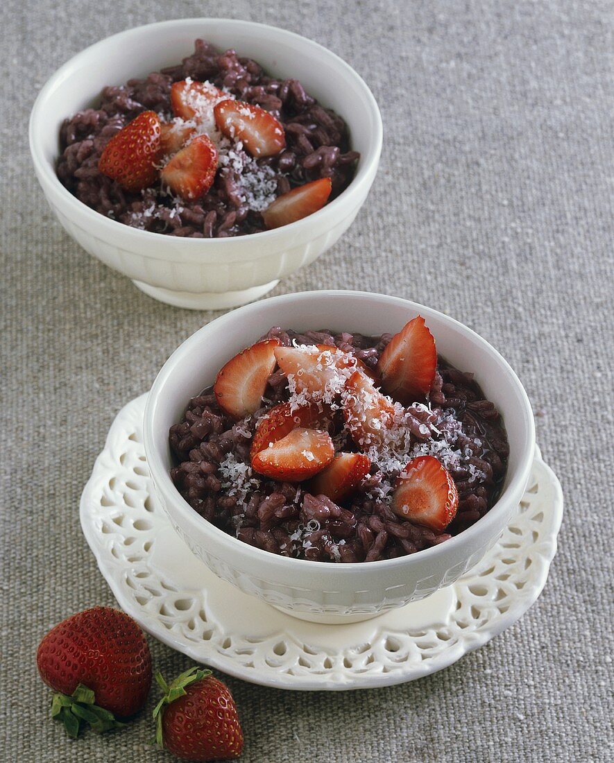 Risotto alle fragole (Red wine risotto with strawberries, Italy)