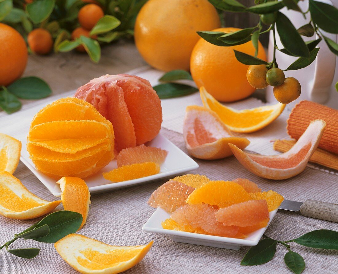 Orange and grapefruit with segments removed and segments