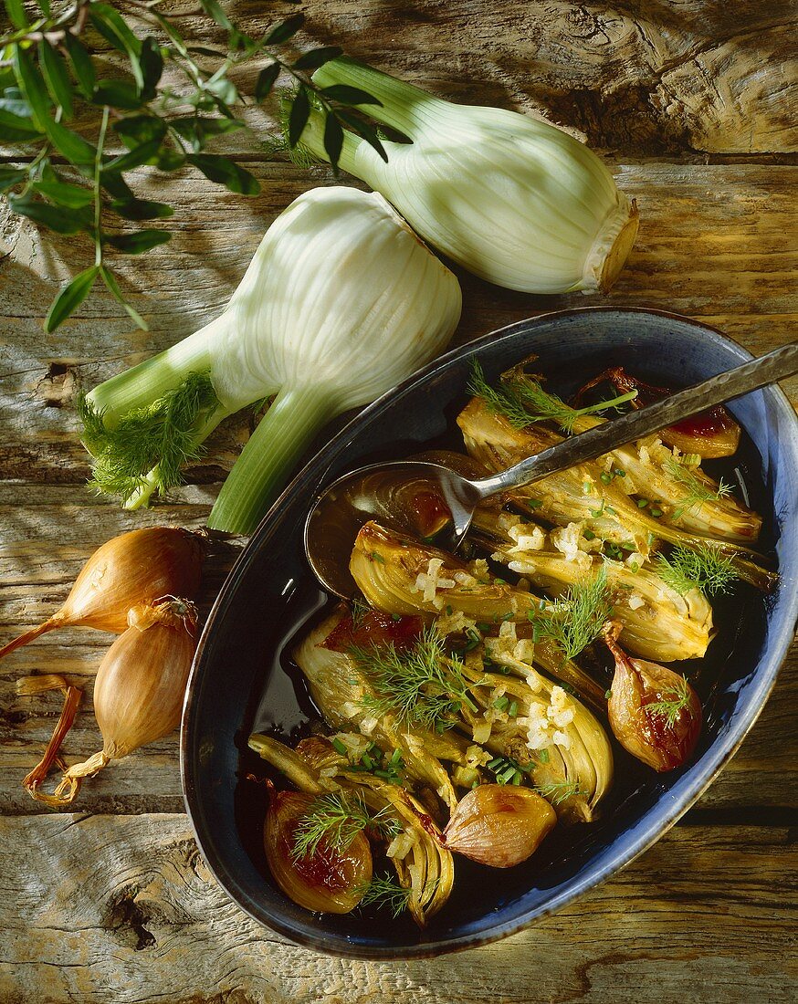 Baked fennel with shallots