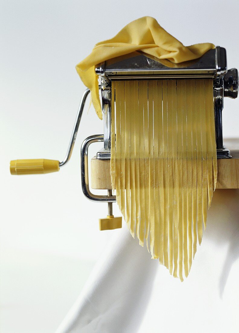 Home-made tagliatelle with pasta maker