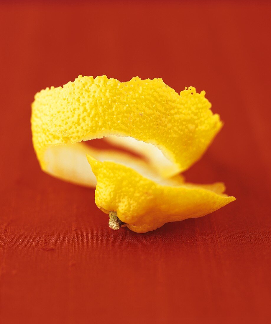A spiral of lemon peel