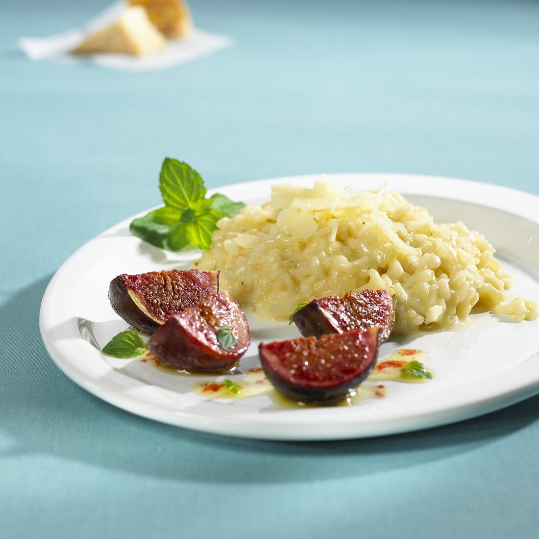 Martini risotto with figs