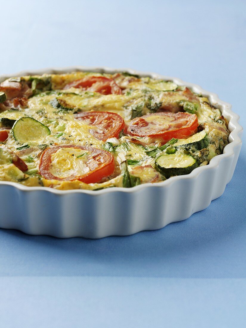 Eine Zucchini-Tomaten-Quiche