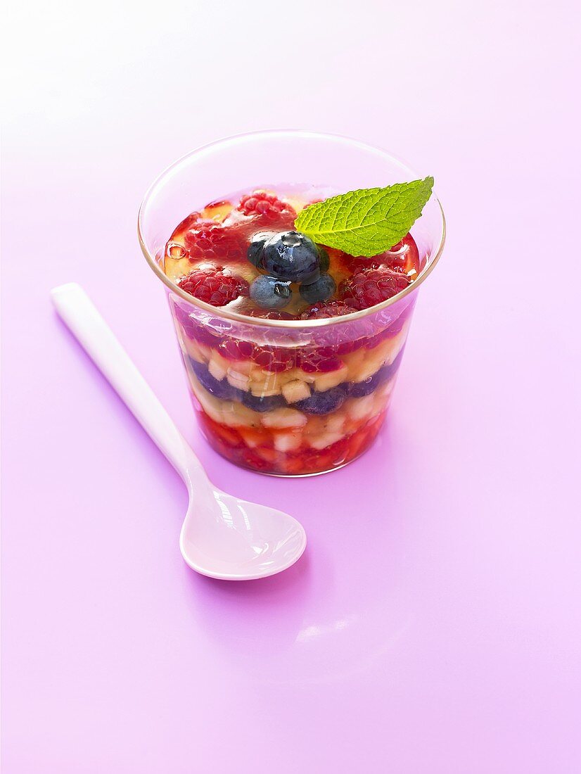 Mixed fruit in jelly