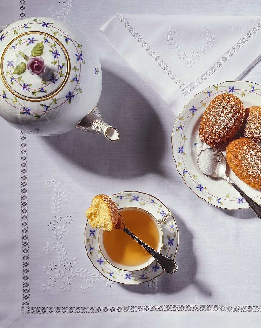 Tea with madeleines