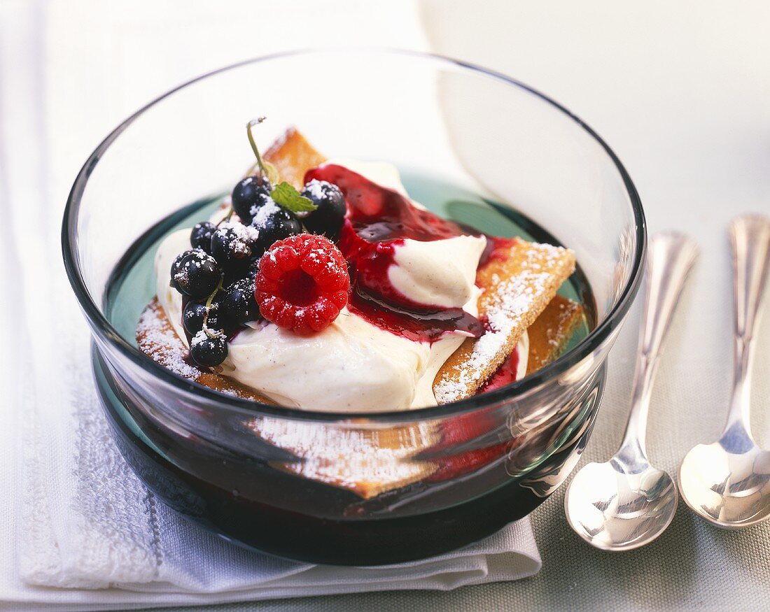 Tiramisu with berries