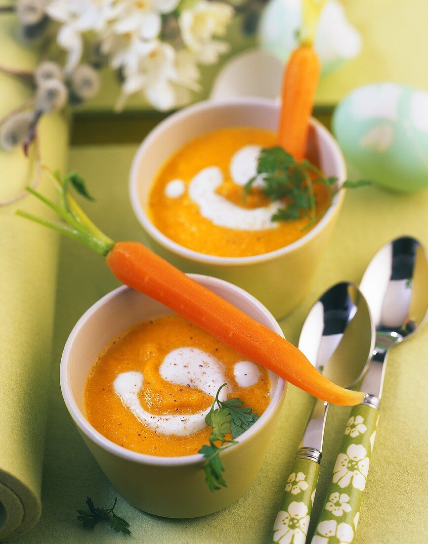 Karottensuppe mit Sahne