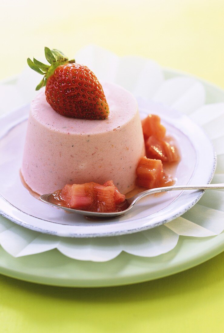 Strawberry parfait with rhubarb compote